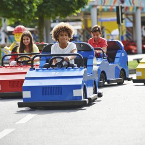 Swing by LEGO CITY Driving School