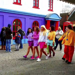 Take in Friends Meet and Greet