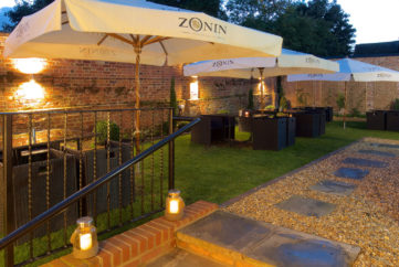 Enjoy Al Fresco Italian Dining in Woburn