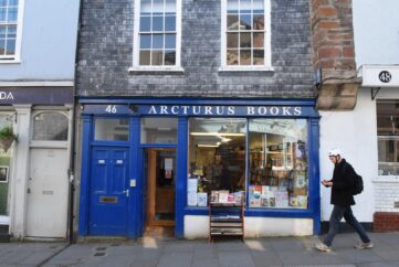 Visit Rowan Tree Bookshop